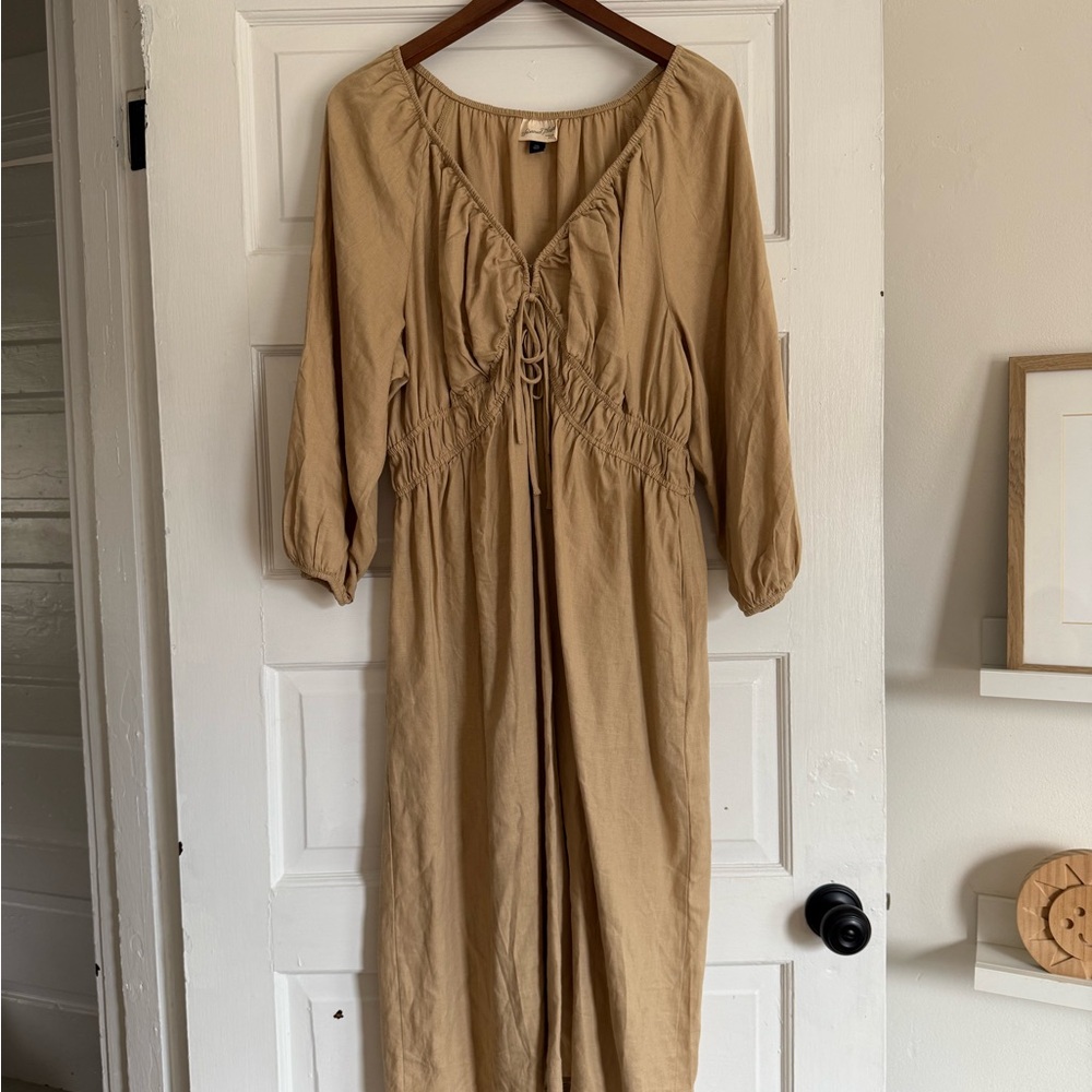 Universal Thread Tan Long Sleeve Dress